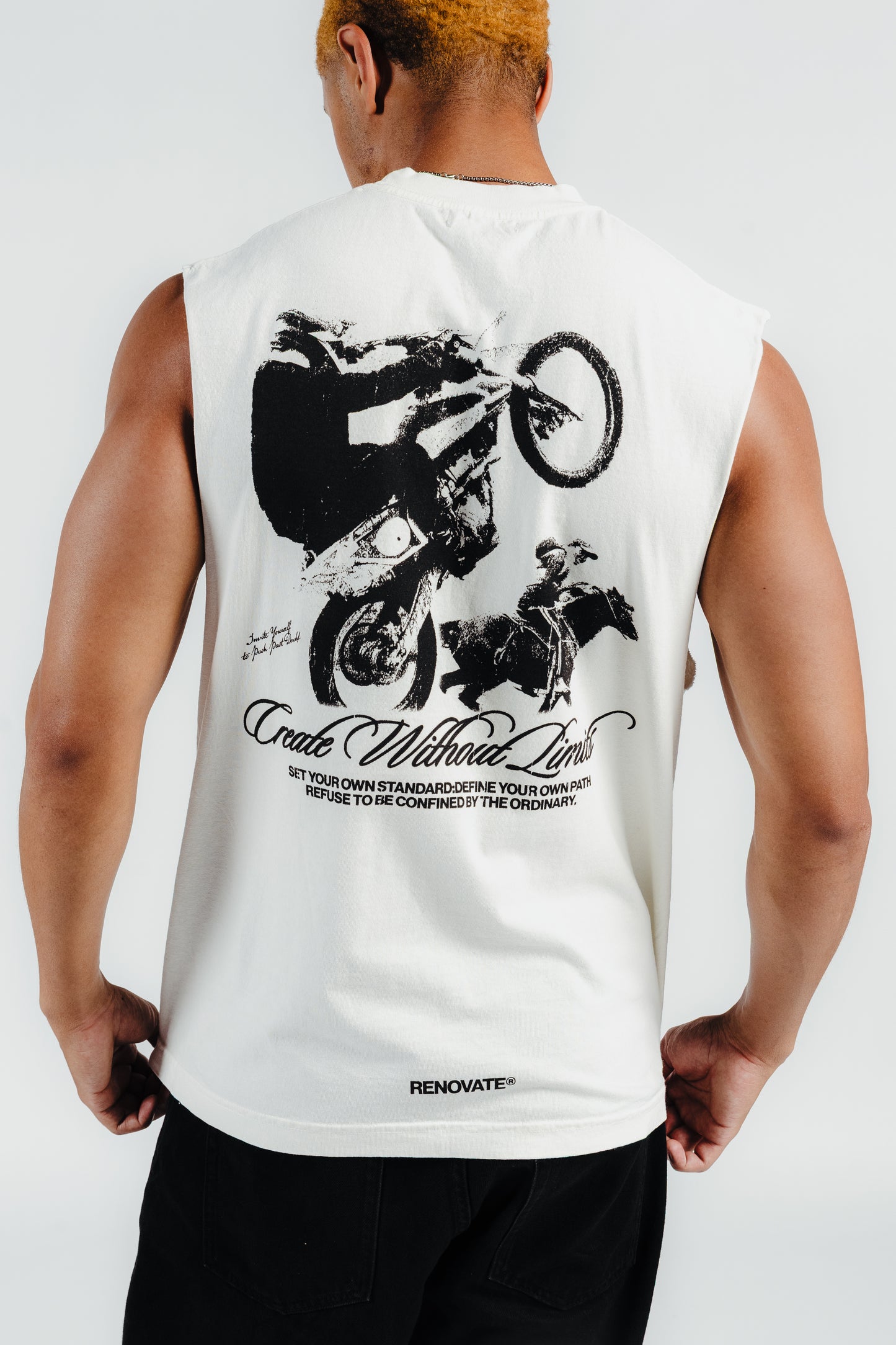 UNBOUNDED SLEEVELESS - OFF WHITE