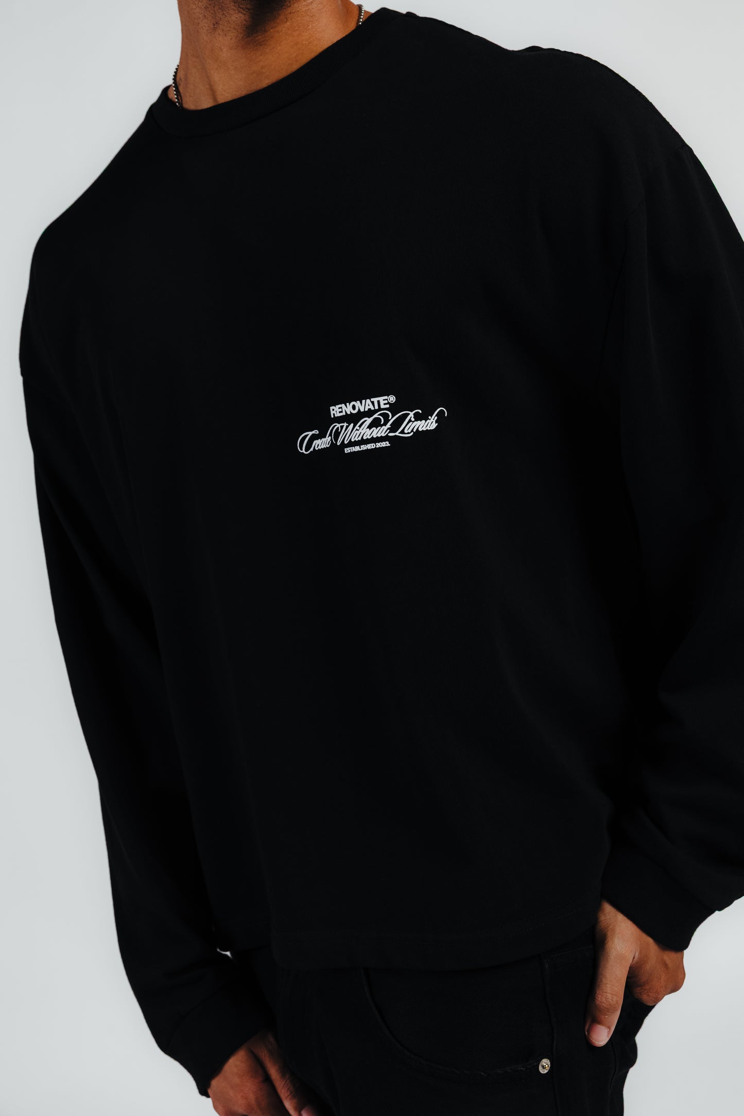 UNBOUNDED LONG SLEEVE - BLACK