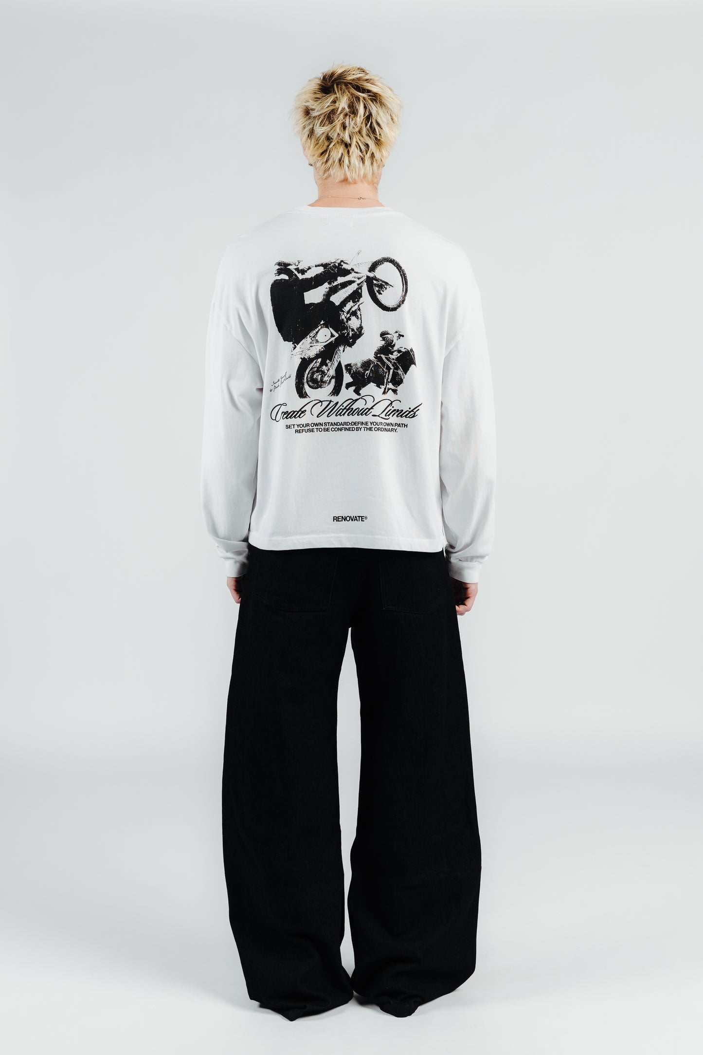 UNBOUNDED LONG SLEEVE - WHITE