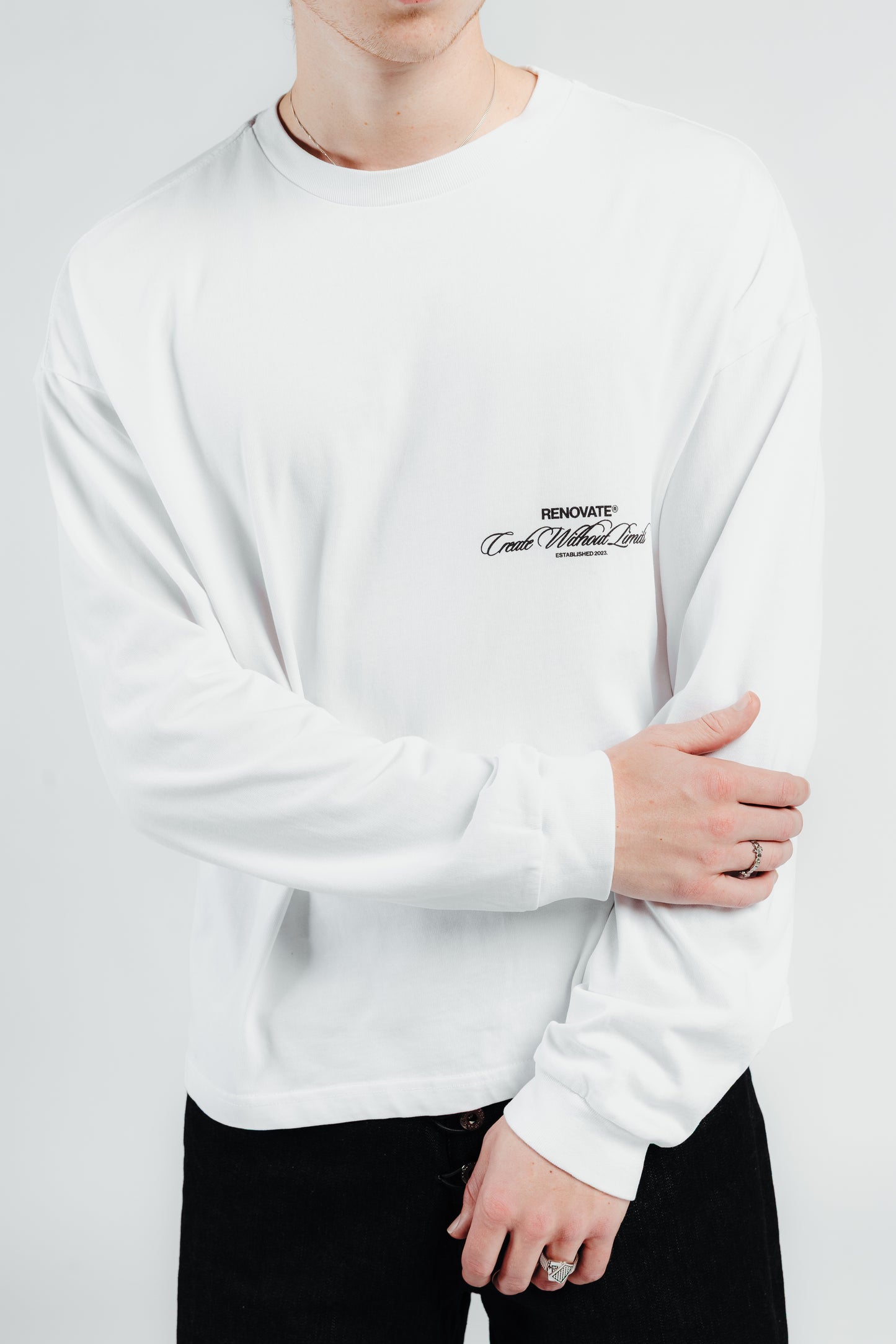 UNBOUNDED LONG SLEEVE - WHITE